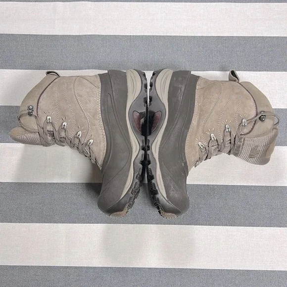 The North Face Women’s Beige Brown Waterproof Primaloft Winter Boots 6.5 - Picture 4 of 13